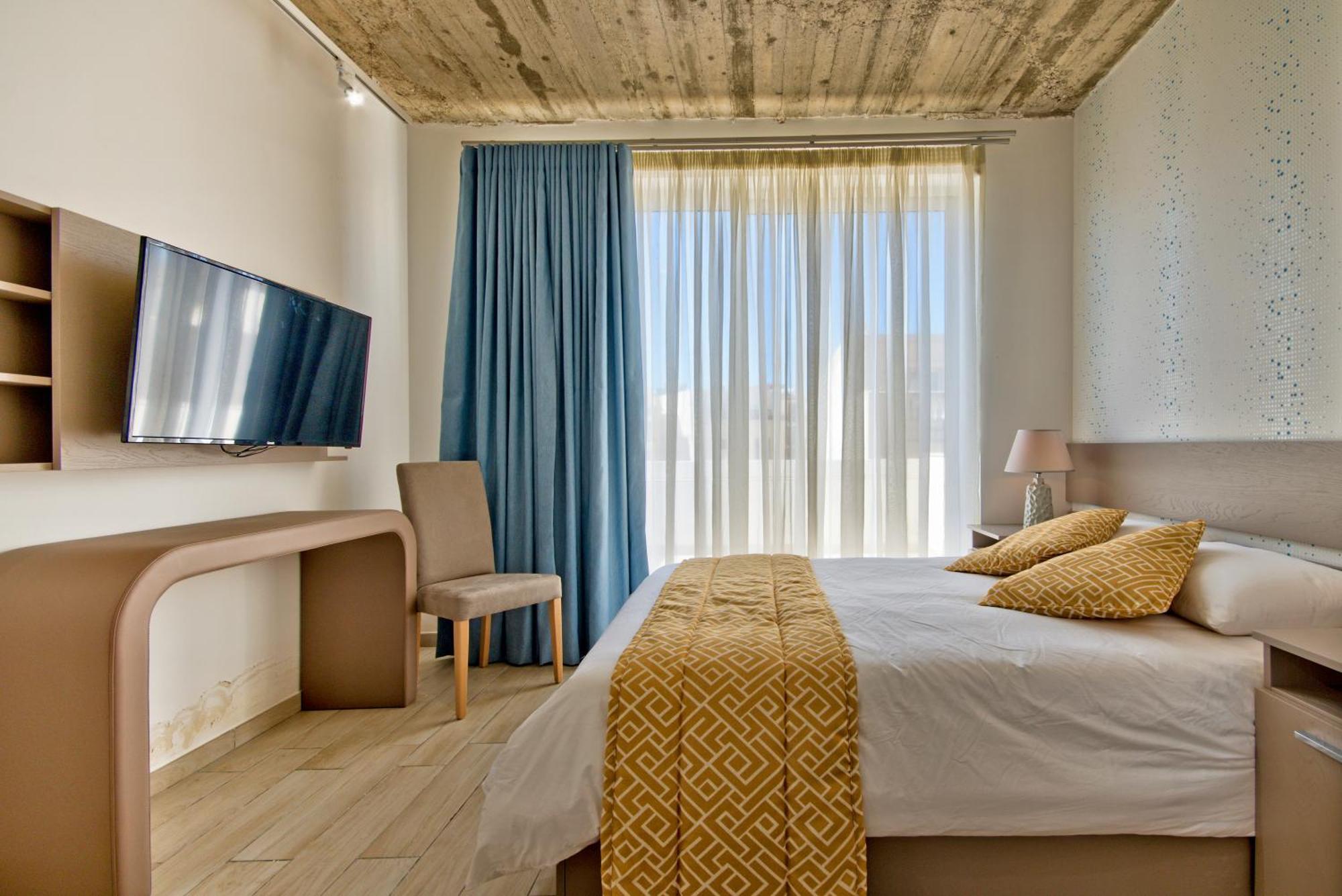 Cozy Rooms Hotel Sliema Esterno foto