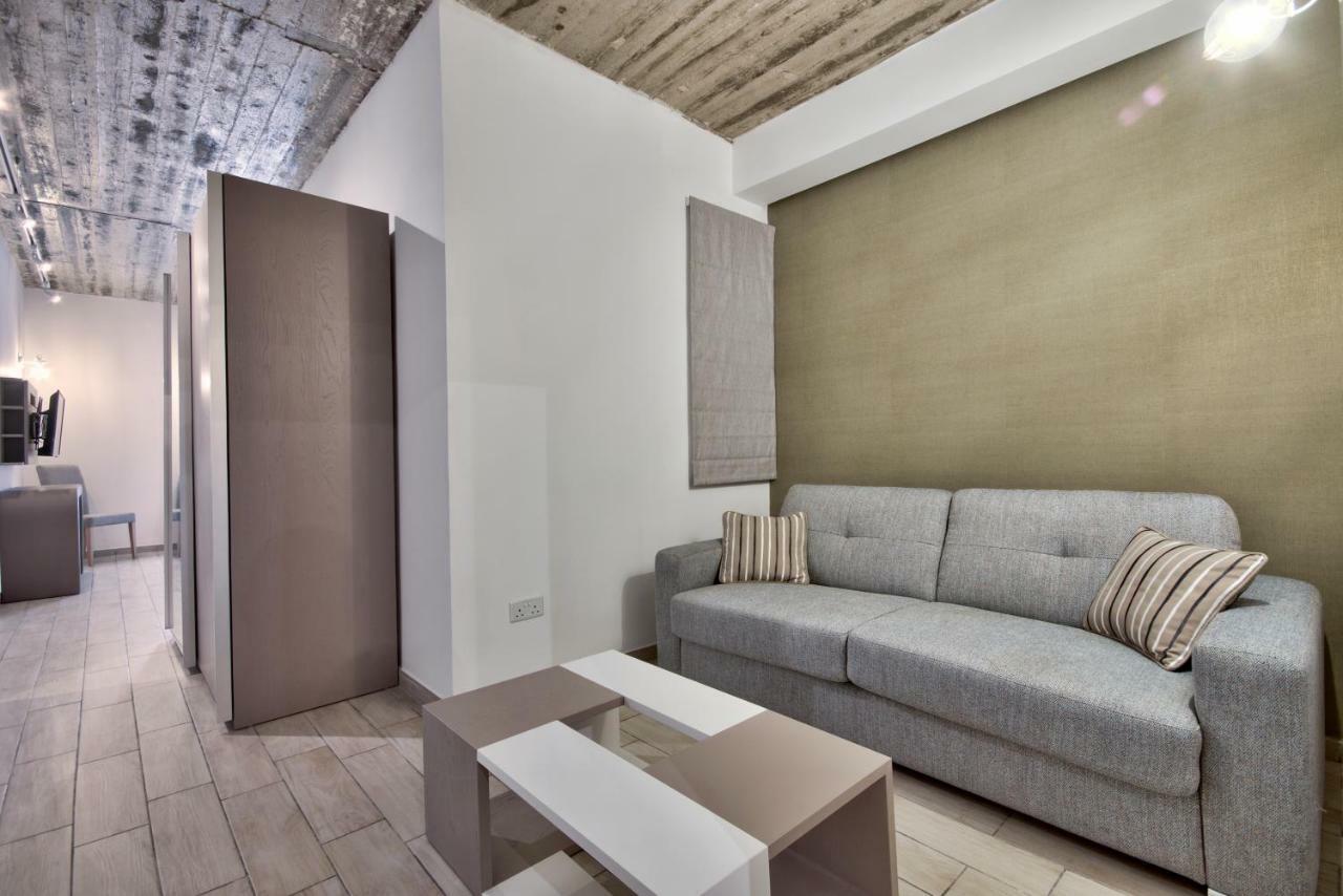 Cozy Rooms Hotel Sliema Esterno foto