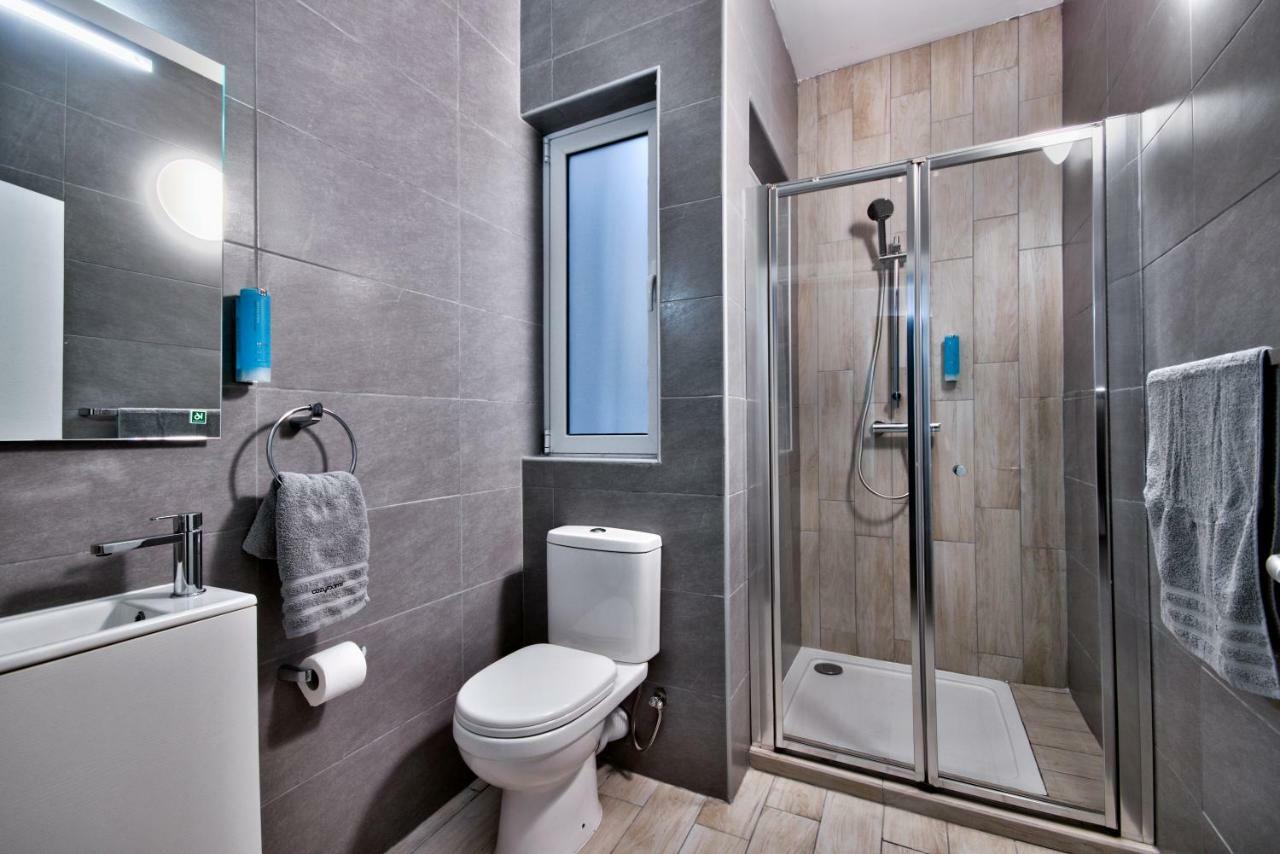 Cozy Rooms Hotel Sliema Esterno foto