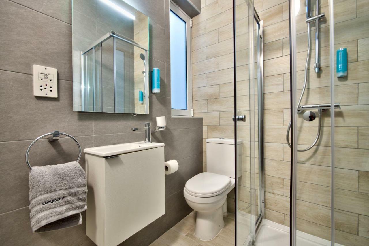 Cozy Rooms Hotel Sliema Esterno foto